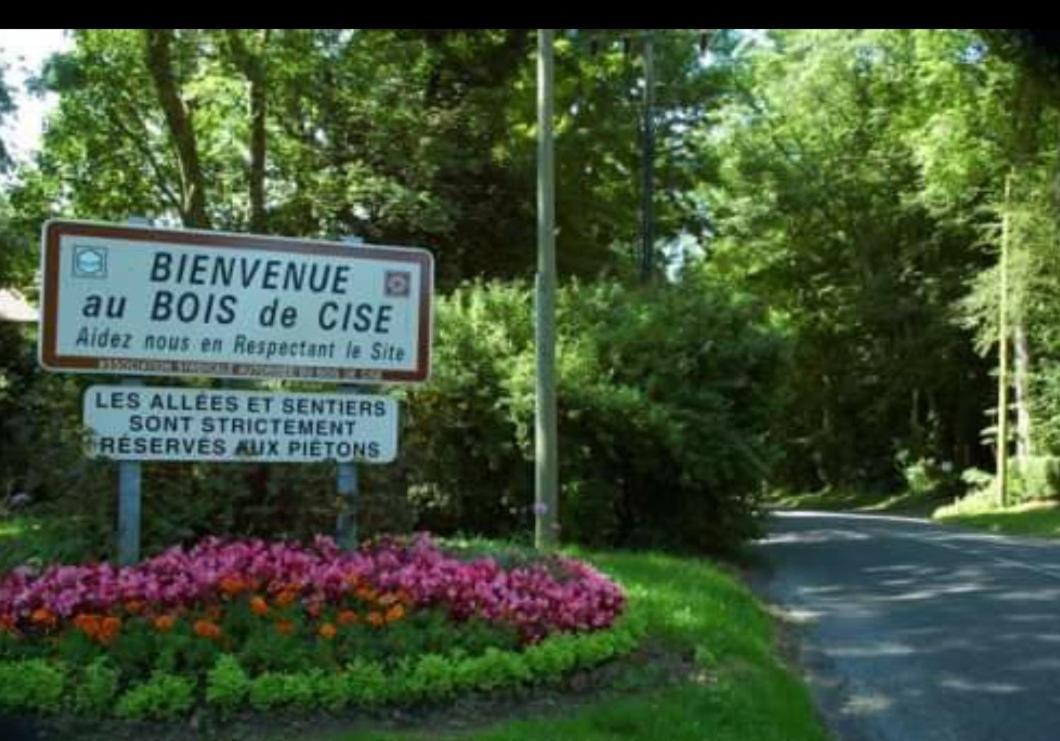La Parenthese Bois De Cise Apartment Ault Bagian luar foto