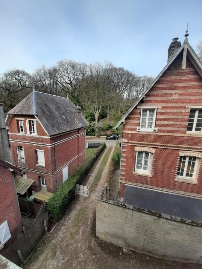 La Parenthese Bois De Cise Apartment Ault Bagian luar foto
